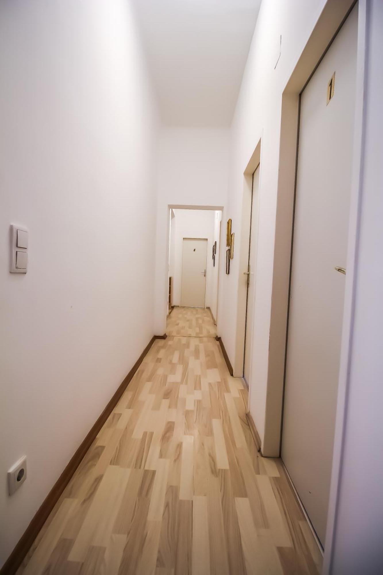 Cozy In Floridsdorf Area Pr3 Privatunterkunft