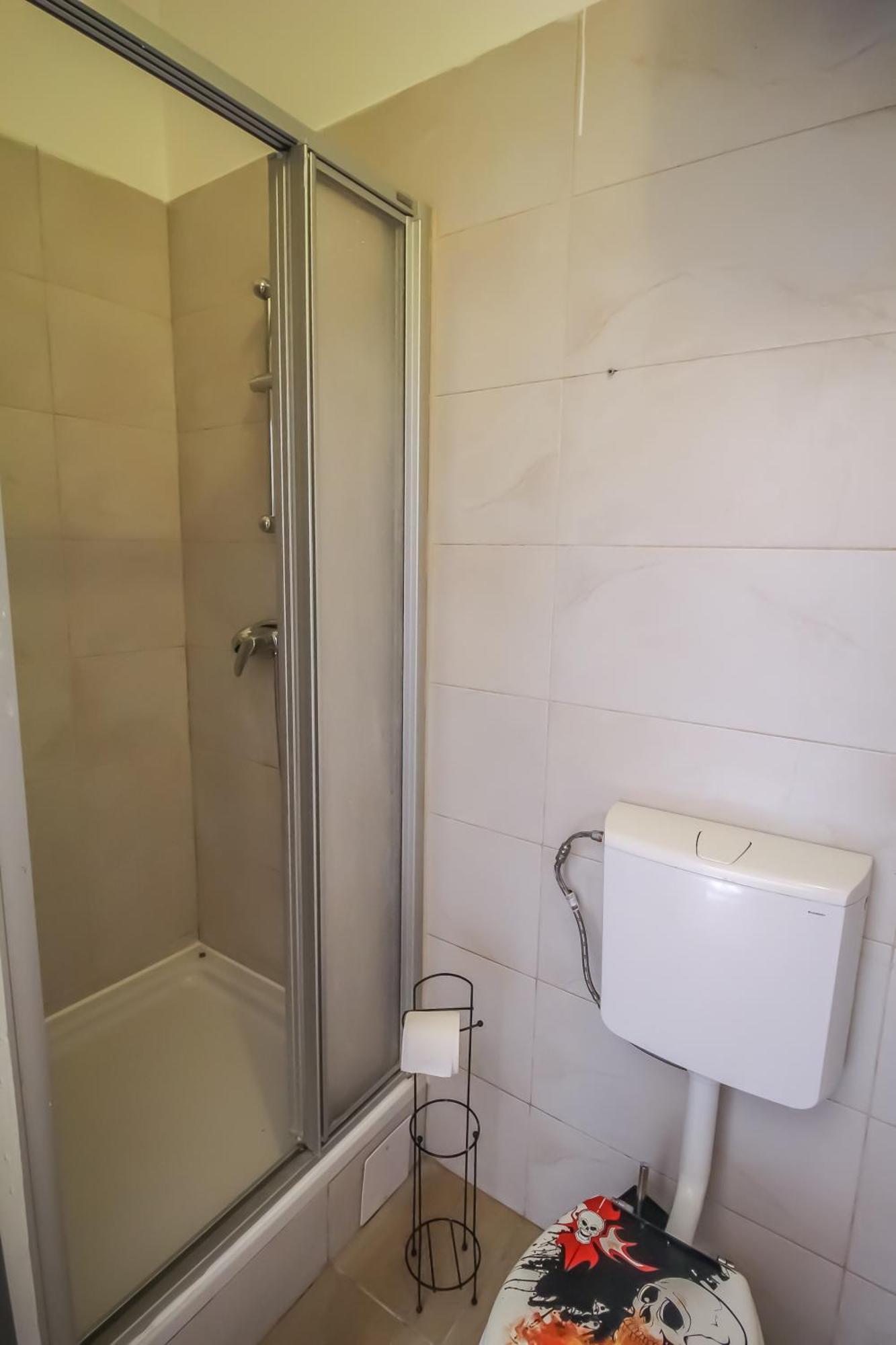 Cozy In Floridsdorf Area Pr3 Privatunterkunft